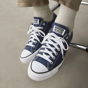 Converse Classic dark blue and White Low-Tops Never used
